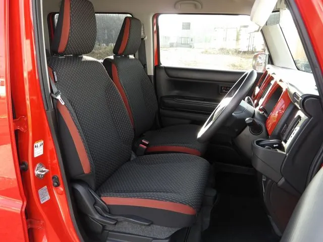 ハスラー（スズキ）の車両写真