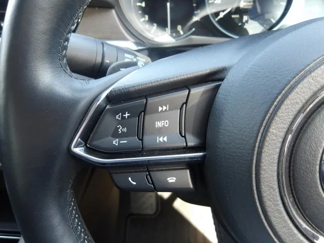 マツダ　ＭＡＺＤＡ６　セダン