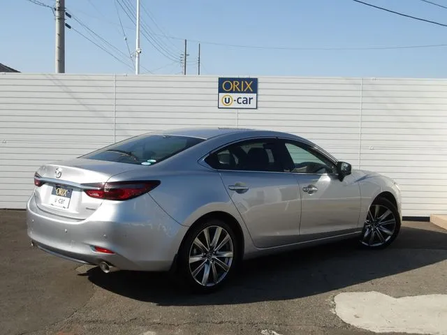 マツダ　ＭＡＺＤＡ６　セダン