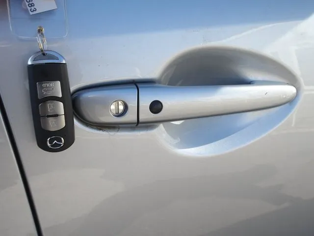 マツダ　ＭＡＺＤＡ６　セダン