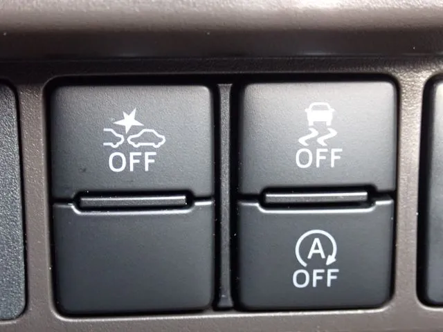 ルーミー（トヨタ）の車両写真