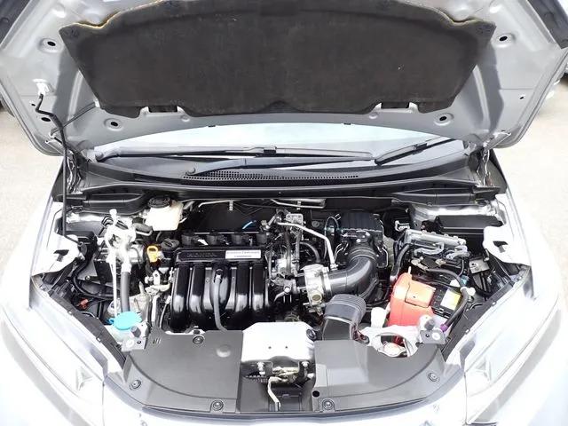 シャトル　ハイブリッド（ホンダ）の車両写真