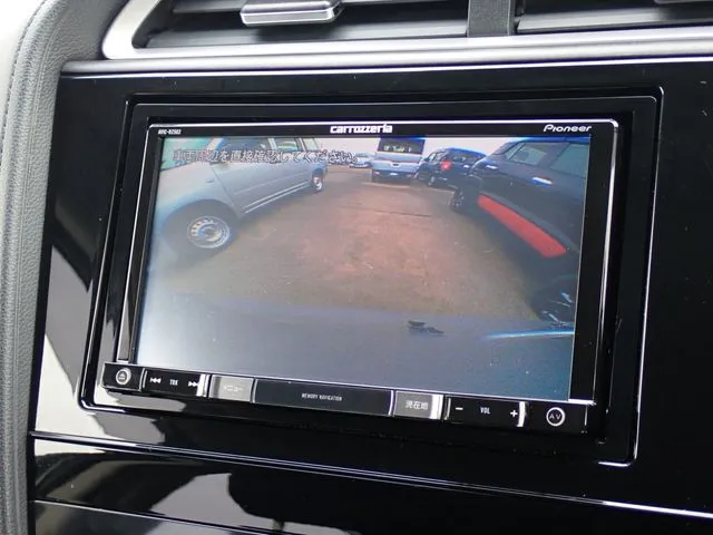 シャトル　ハイブリッド（ホンダ）の車両写真