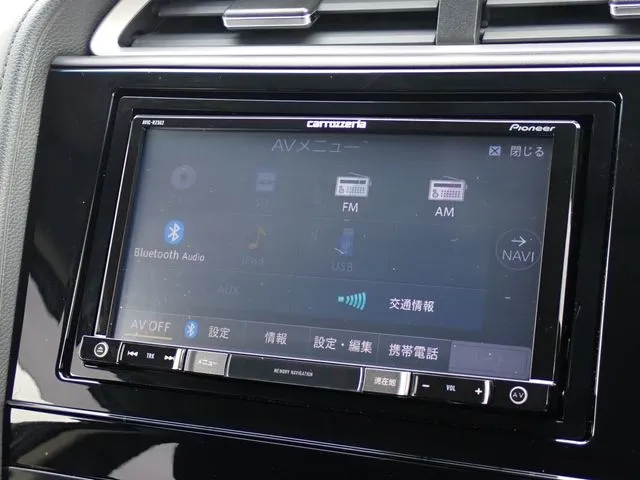 シャトル　ハイブリッド（ホンダ）の車両写真