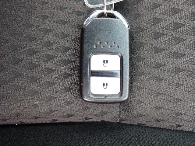 フィット　ハイブリッド（ホンダ）の車両写真