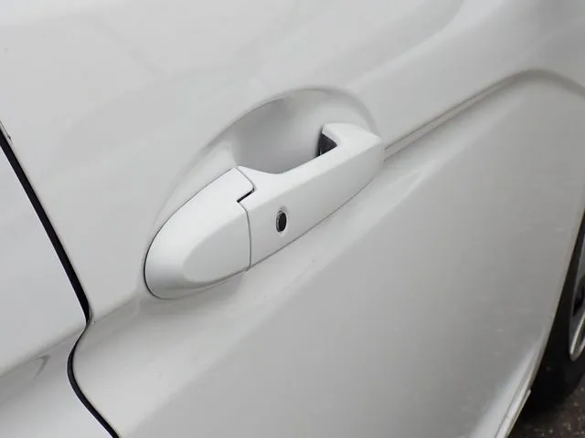 フィット　ハイブリッド（ホンダ）の車両写真