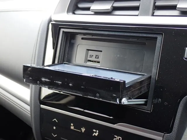 フィット　ハイブリッド（ホンダ）の車両写真