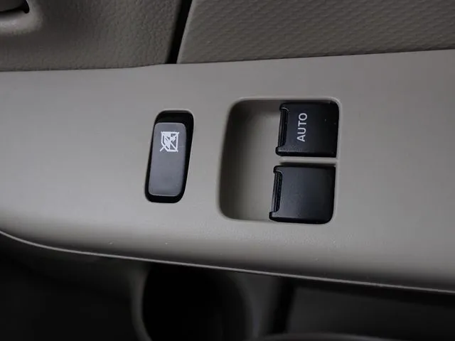 エブリイバン（スズキ）の車両写真