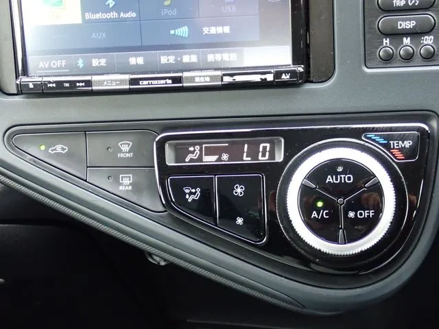 トヨタ　アクア