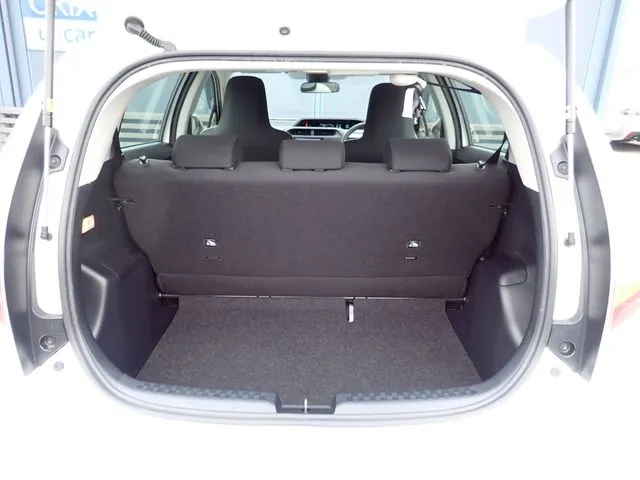 トヨタ　アクア