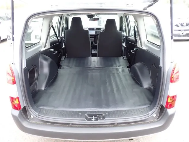 プロボックスバン　２ＷＤ（トヨタ）の車両写真