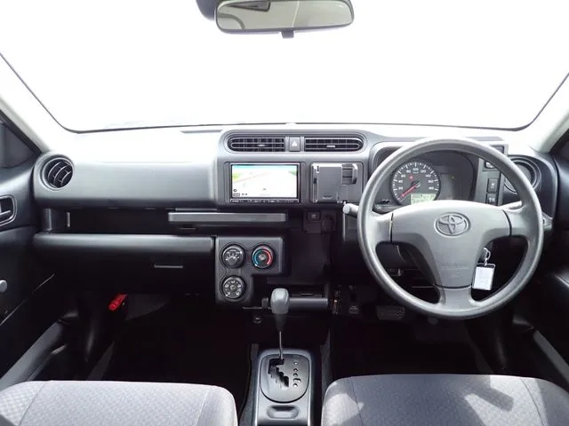 プロボックスバン　２ＷＤ（トヨタ）の車両写真