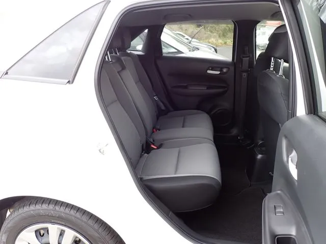 フィット　ｅ：ＨＥＶ（ホンダ）の車両写真