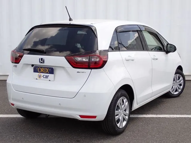 フィット　ｅ：ＨＥＶ（ホンダ）の車両写真