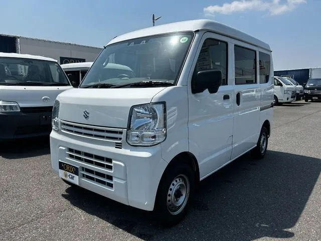 エブリイバン（スズキ）の車両写真