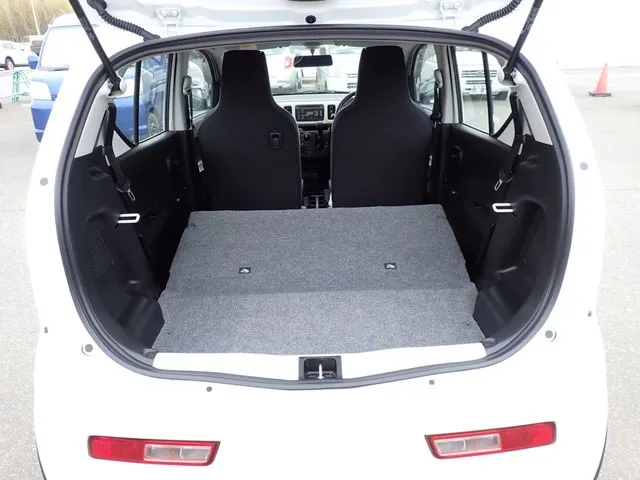 アルト　４ＷＤ（スズキ）の車両写真