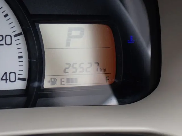 アルト　４ＷＤ（スズキ）の車両写真