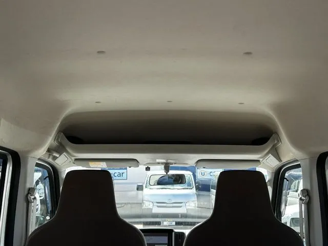 エブリイバン（スズキ）の車両写真