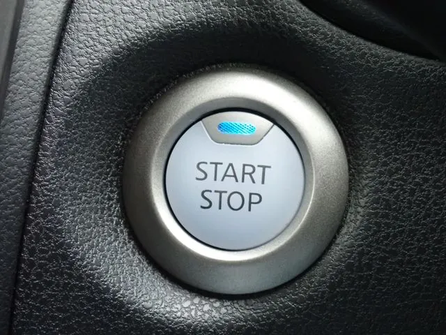 ニッサン　ノート