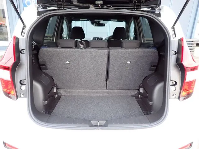 ニッサン　ノート