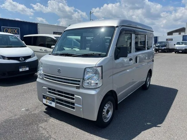 エブリイバン（スズキ）の車両写真