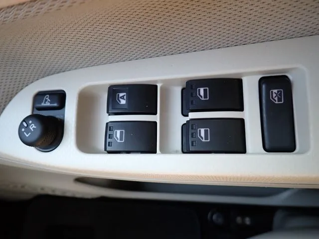 ダイハツ　ムーヴ