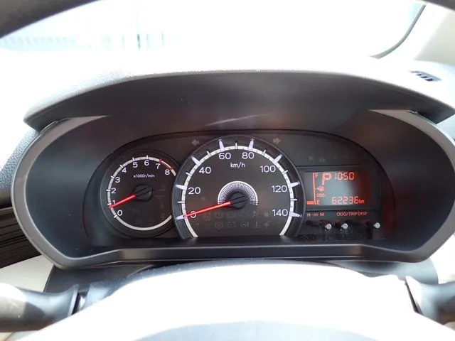 ムーヴ（ダイハツ）の車両写真