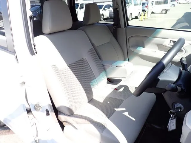 ダイハツ　ムーヴ