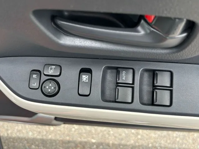 ハスラー（スズキ）の車両写真