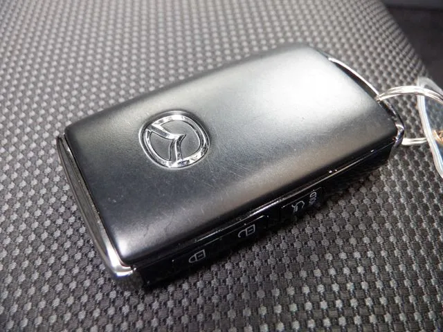 マツダ　ＣＸ－３０