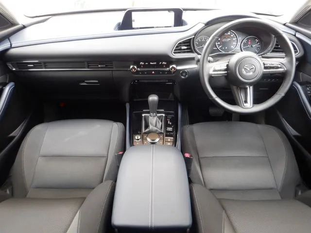 マツダ　ＣＸ－３０