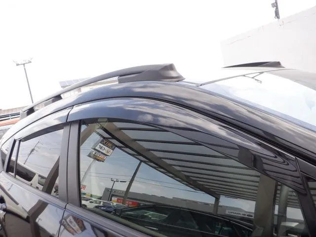 スバル　クロストレック