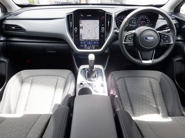 スバル　クロストレック