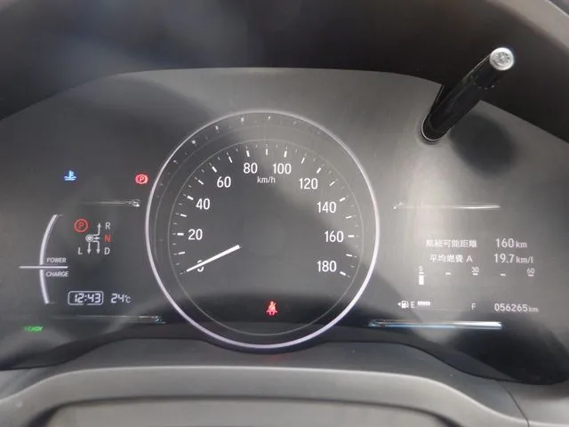 ヴェゼル　ハイブリッド（ホンダ）の車両写真