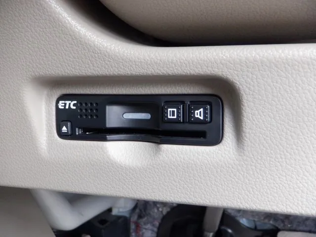 ホンダ　Ｎ　ＢＯＸ　スラッシュ