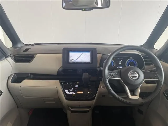 ルークス（ニッサン）の車両写真