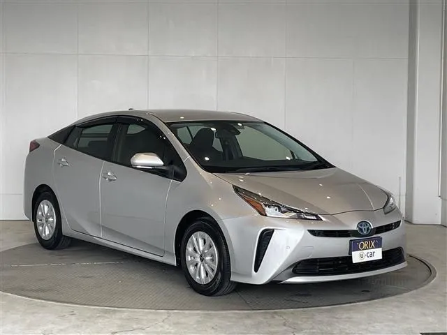 トヨタ　プリウス