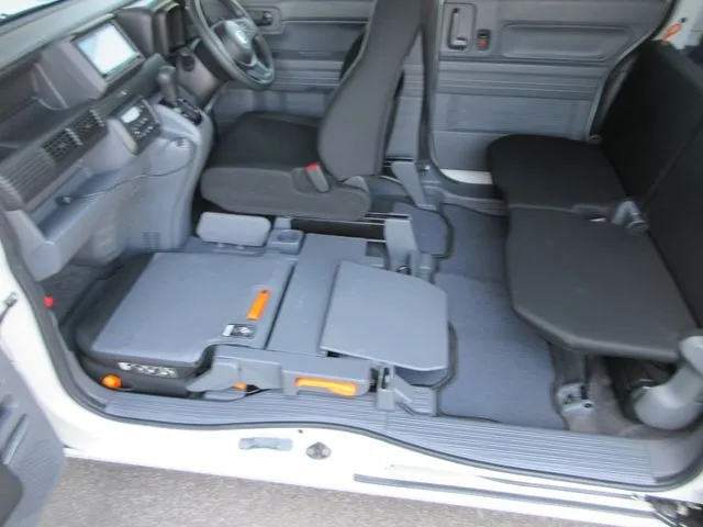 ホンダ N-VAN 4WD