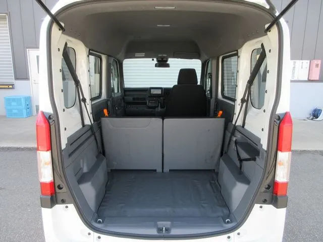 ホンダ N-VAN 4WD