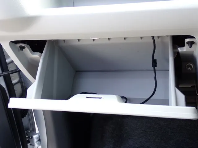 ミラ　イース（ダイハツ）の車両写真