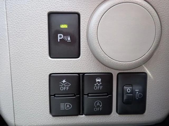 ミラ　イース（ダイハツ）の車両写真