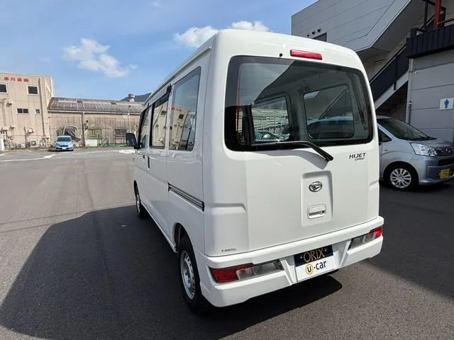 ハイゼットカーゴ（ダイハツ）の車両写真