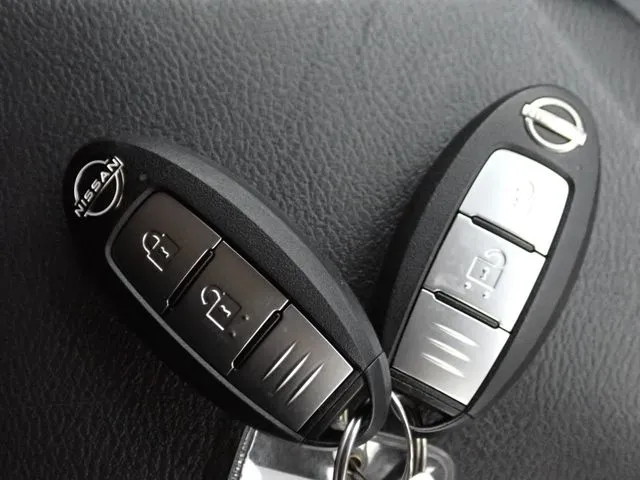 ニッサン　ノート