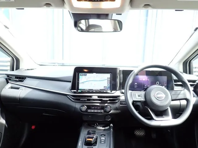 ニッサン　ノート