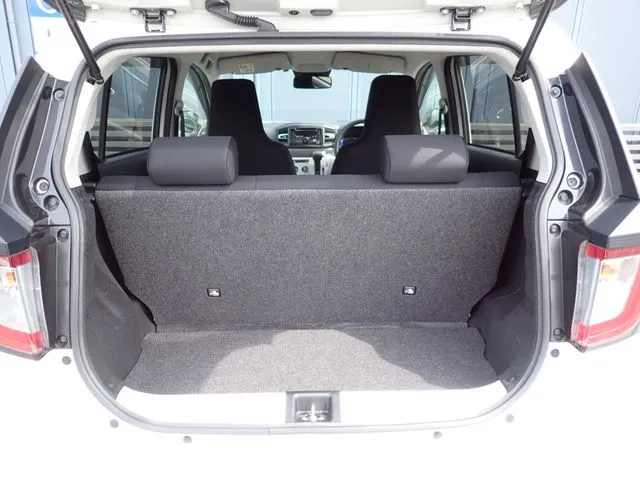 ミラ　イース（ダイハツ）の車両写真