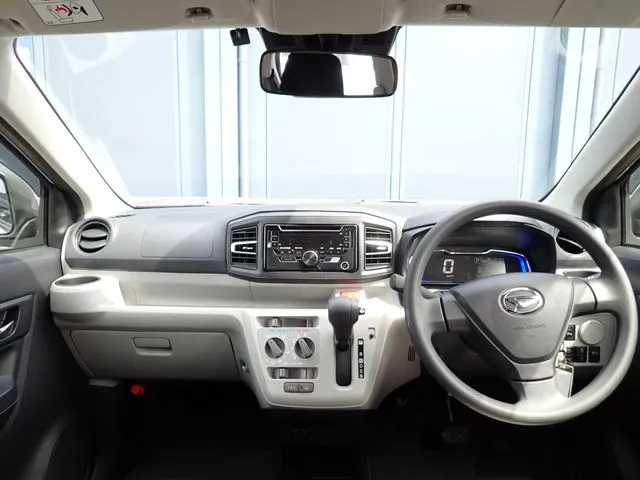 ミラ　イース（ダイハツ）の車両写真