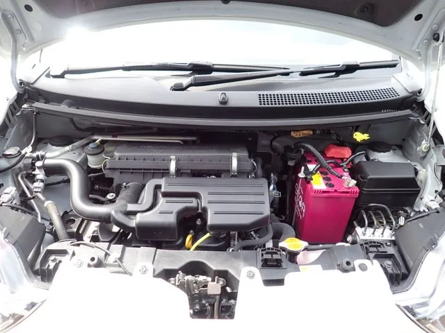 ミラ　イース（ダイハツ）の車両写真