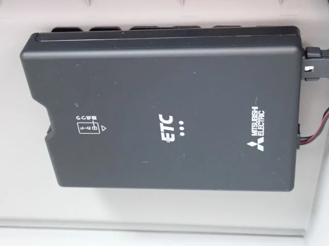 ミラ　イース（ダイハツ）の車両写真