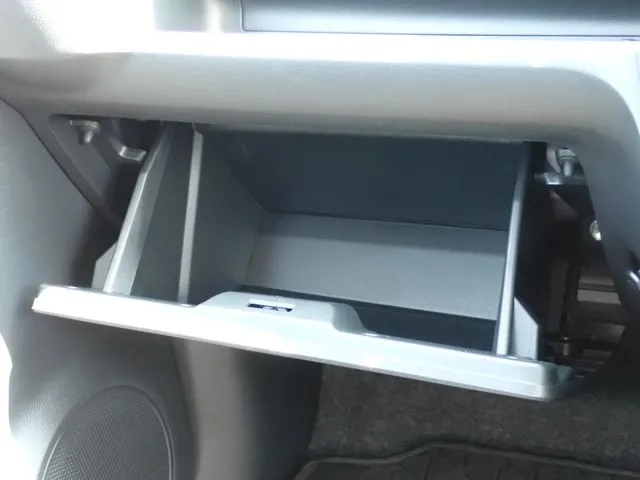 ダイハツ　ミラ　イース