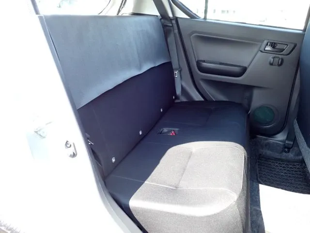 ダイハツ　ミラ　イース